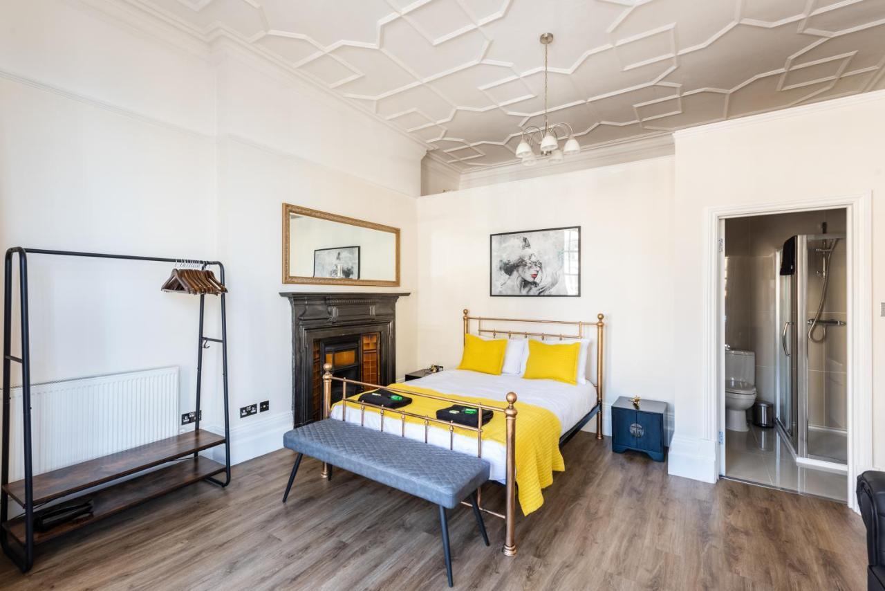 3 Bedroom Garden Apartment Opposite The Beach Hove Extérieur photo