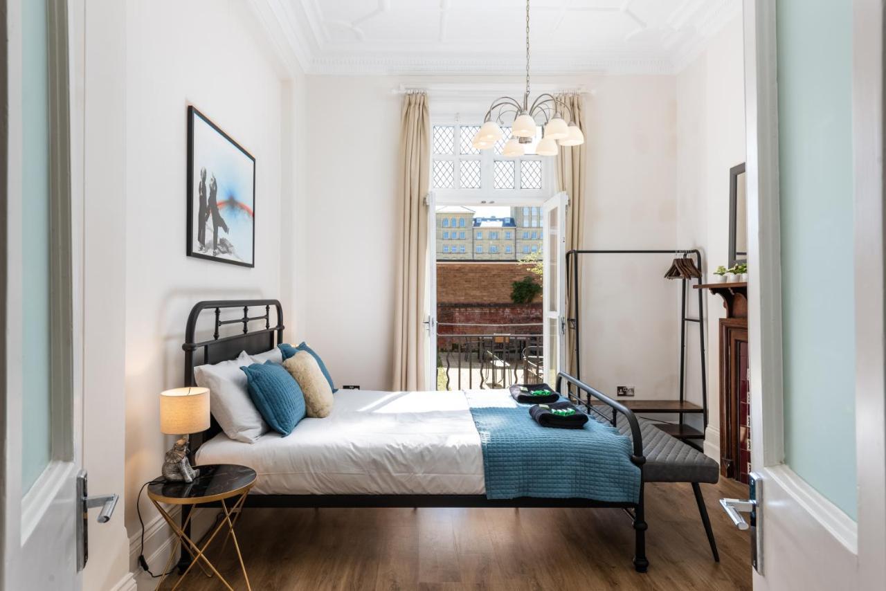 3 Bedroom Garden Apartment Opposite The Beach Hove Extérieur photo