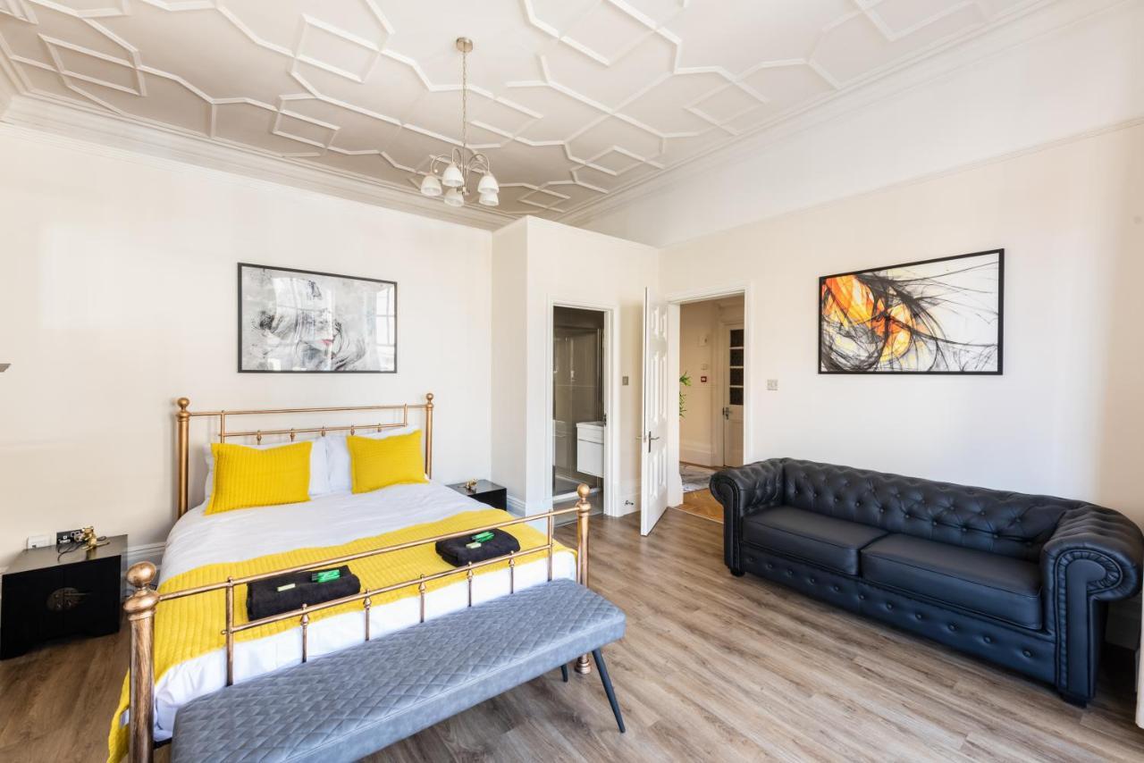 3 Bedroom Garden Apartment Opposite The Beach Hove Extérieur photo